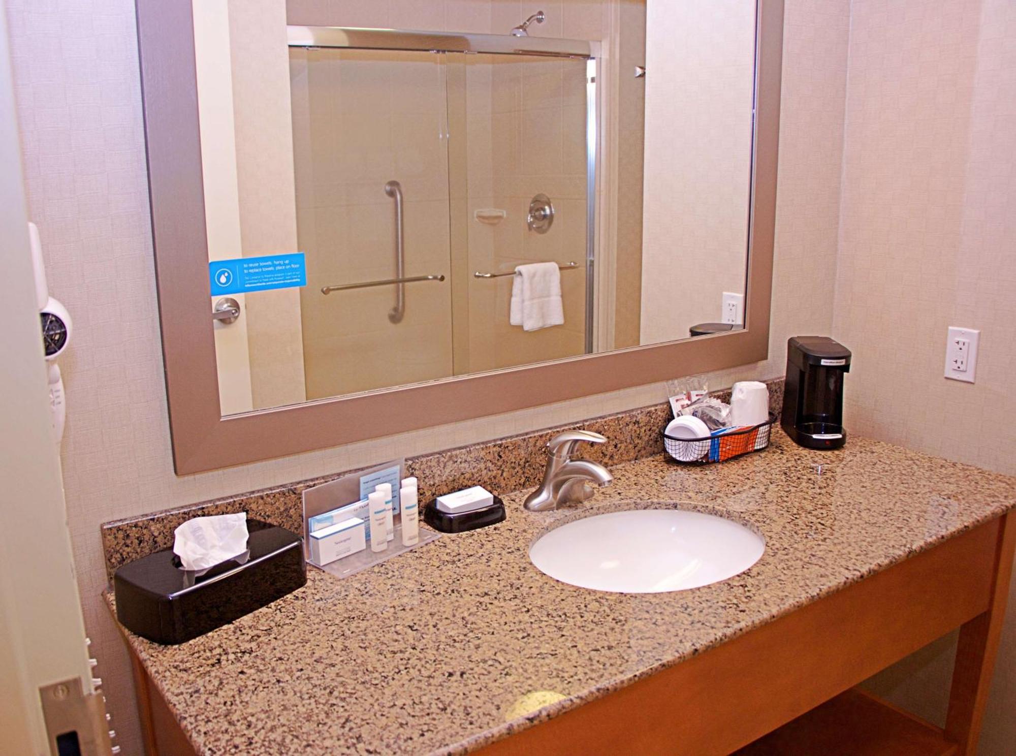 Hampton Inn Сидней Экстерьер фото
